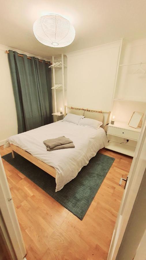 Lovely 2 Bedroom Period Garden Flat. ロンドン エクステリア 写真